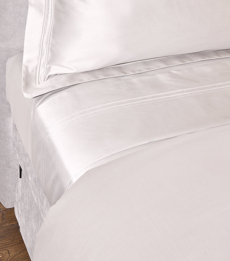Harrods of London Richmond single fitted sheet 90cm x 190cm, UK version