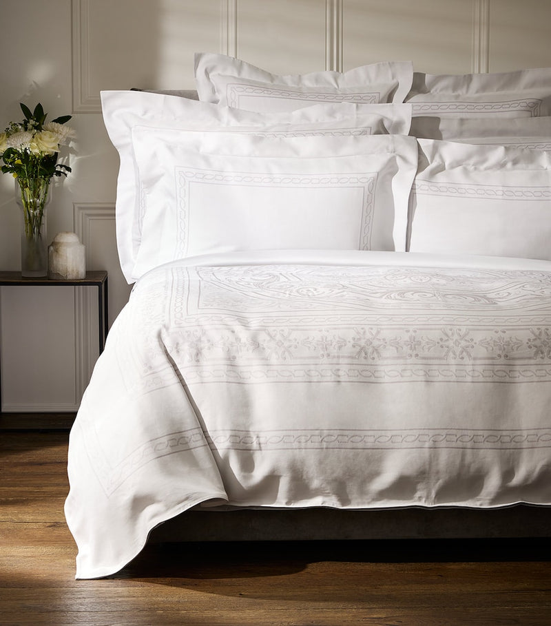 Celso de Lemos Versailles king pillowcase 50cm x 90cm (British brand)