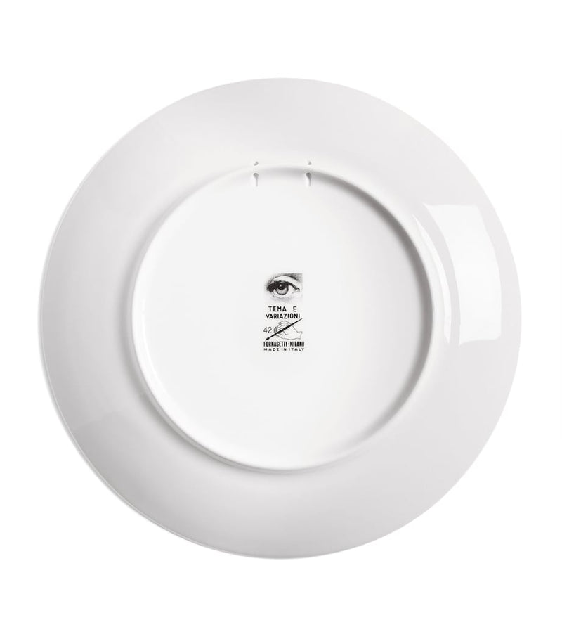 Fornasetti wall plate with opera singer design 26cm - British product