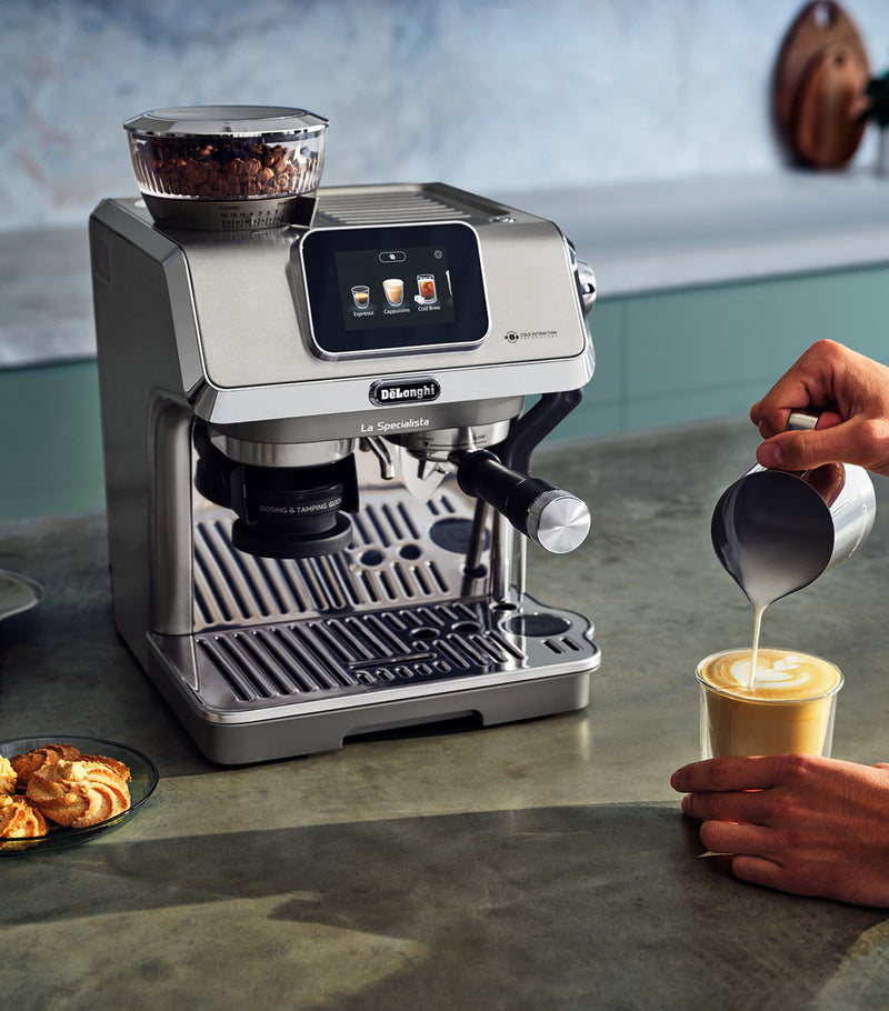 De'Longhi La Specialista Touch coffee machine - British product