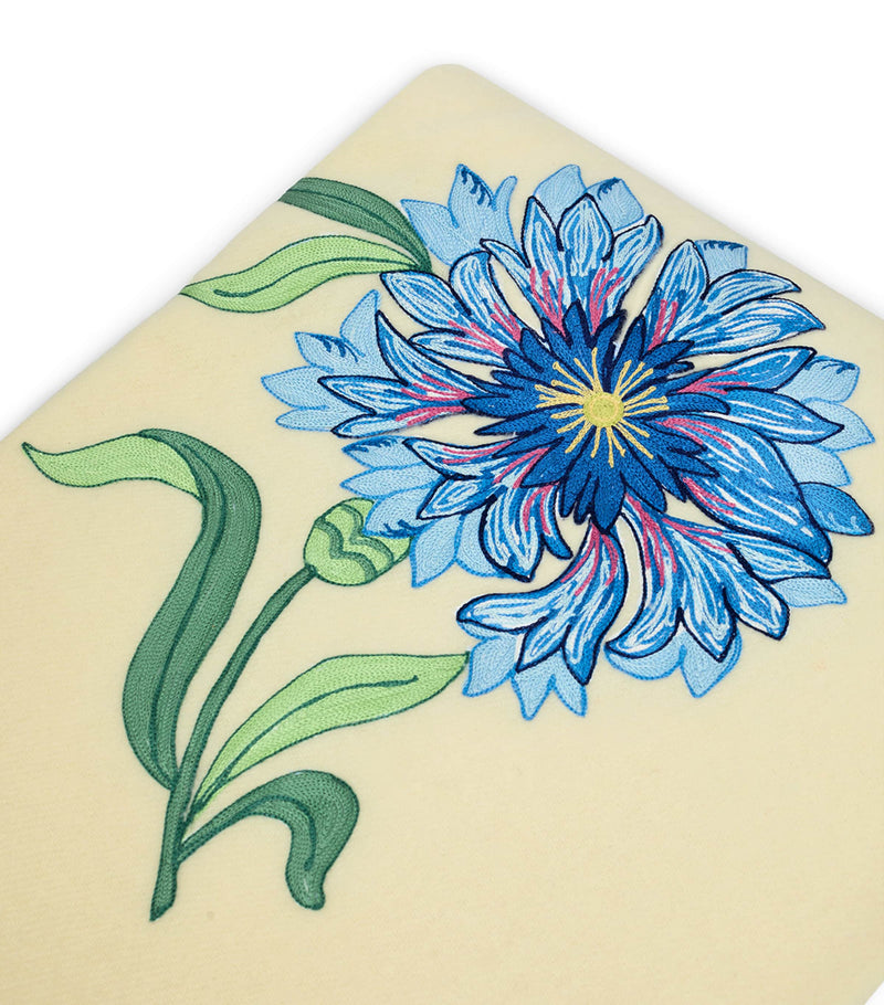 Loretta Caponi virgin wool cornflower throw 132cm x 159cm, UK version