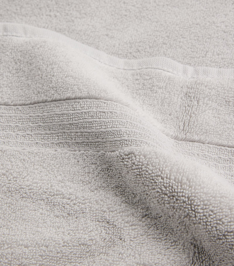 Harrods of London organic cotton bath towel 70cm x 140cm, UK version