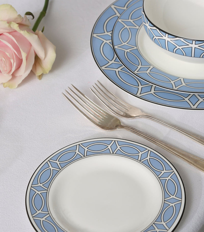 O.W.London Loop dessert plates 21cm (British brand)