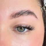 Space Baby Lashflix Neon Pre-Mapped Eyelash Clusters 2 Sets (British brand)