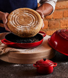 Le Creuset cast iron bread oven 24cm - British product