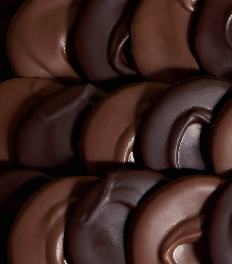 Harrods milk and dark chocolate thins 144g (British brand)
