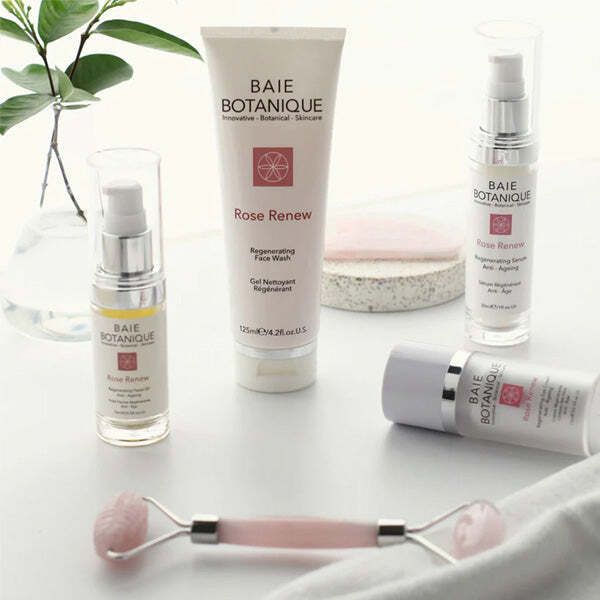 Baie Botanique Rose Quartz Dual Action Facial Roller - McGrocer