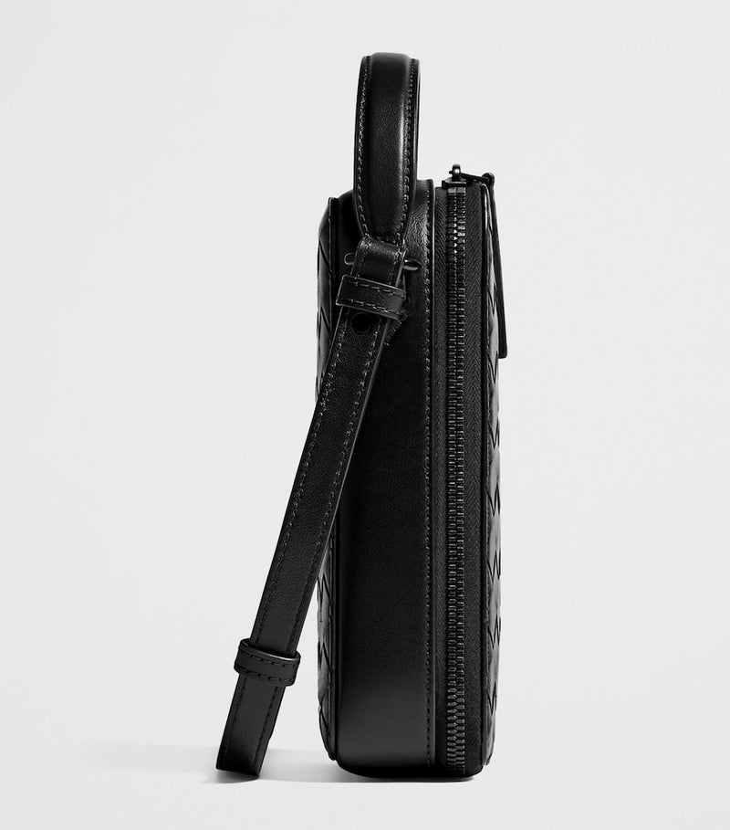 Bottega Veneta leather phone pouch (British brand)
