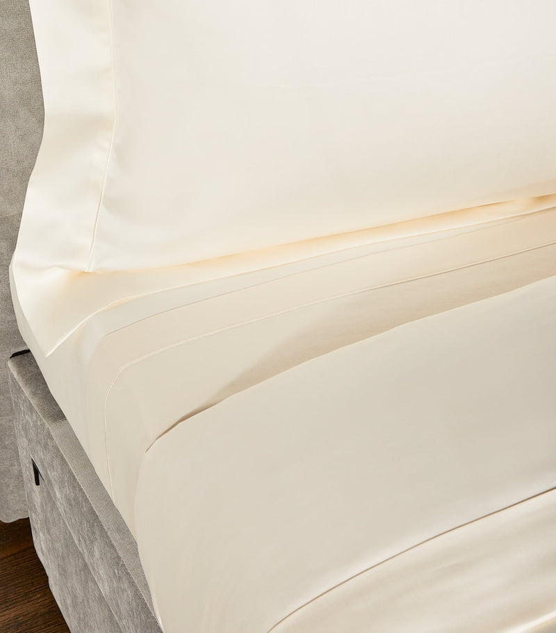 Celso De Lemos Bourdon Egyptian cotton Super King duvet cover set - British product