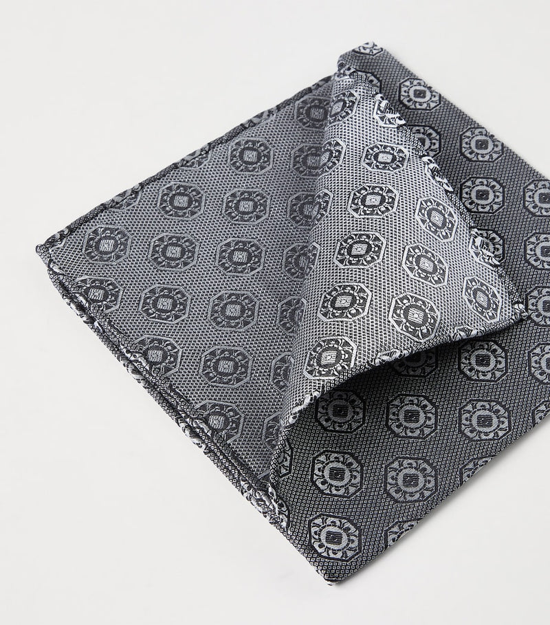 Brunello Cucinelli silk pocket square 35x35cm - British product