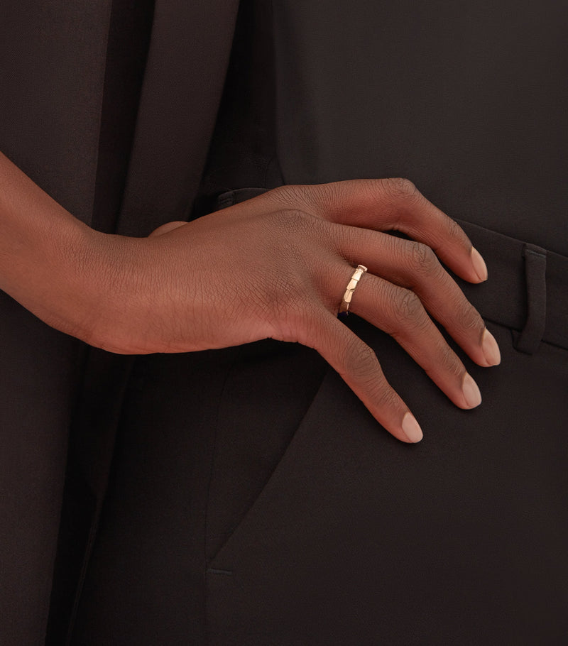 Bvlgari Serpenti Viper wedding band in rose gold - British product