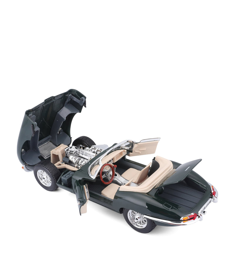 Bburago 1961 Jaguar E Cabriolet 1:18 scale model car - British product