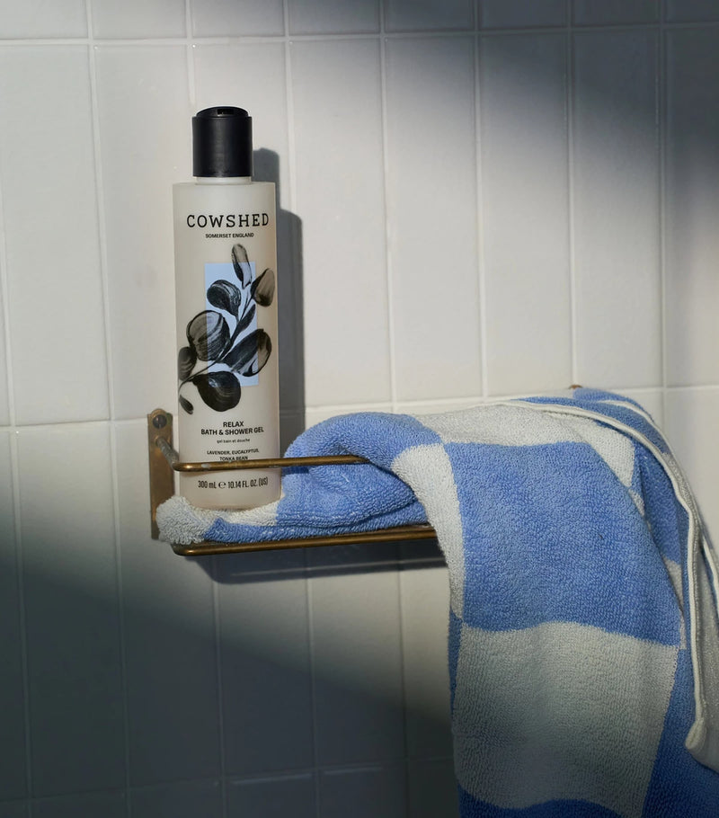 Cowshed Relax bath shower gel 300ml, imported from the UK