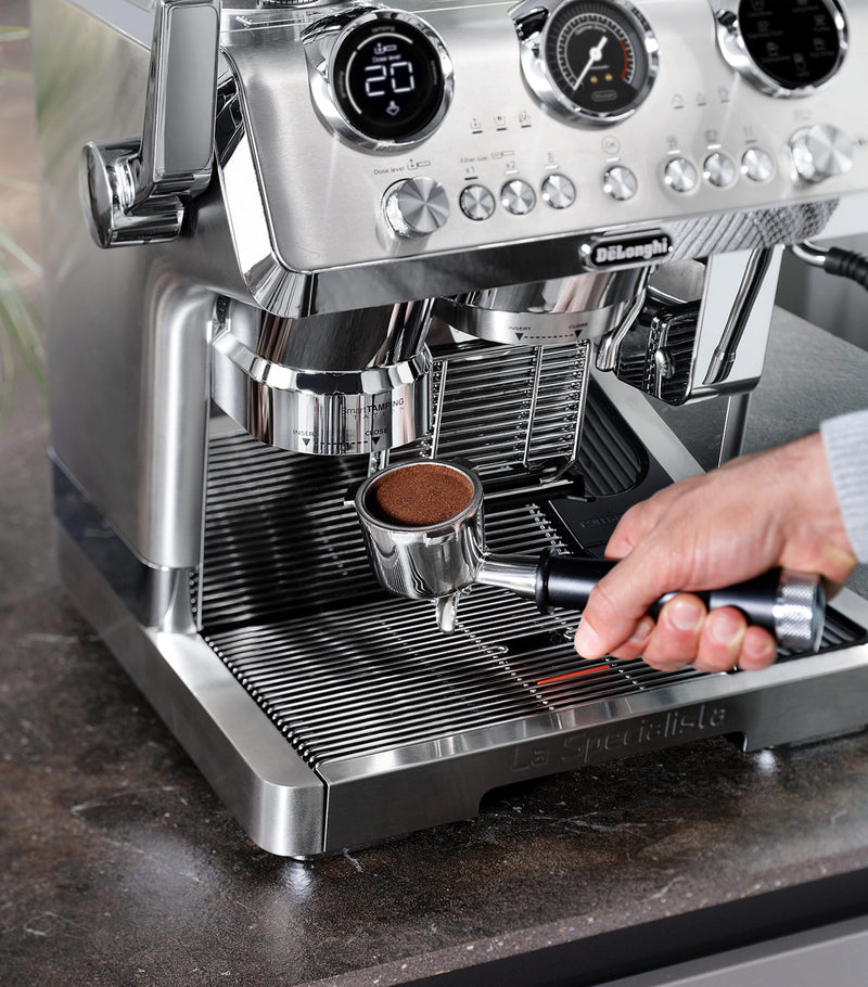 De'Longhi La Specialista Maestro espresso coffee machine - British product