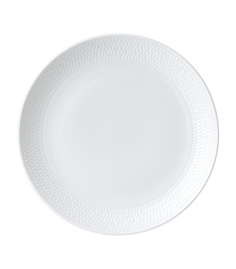 Wedgwood Gio plate 17cm (British brand)