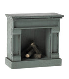 Maileg wooden fireplace 8.5cm, imported from the UK