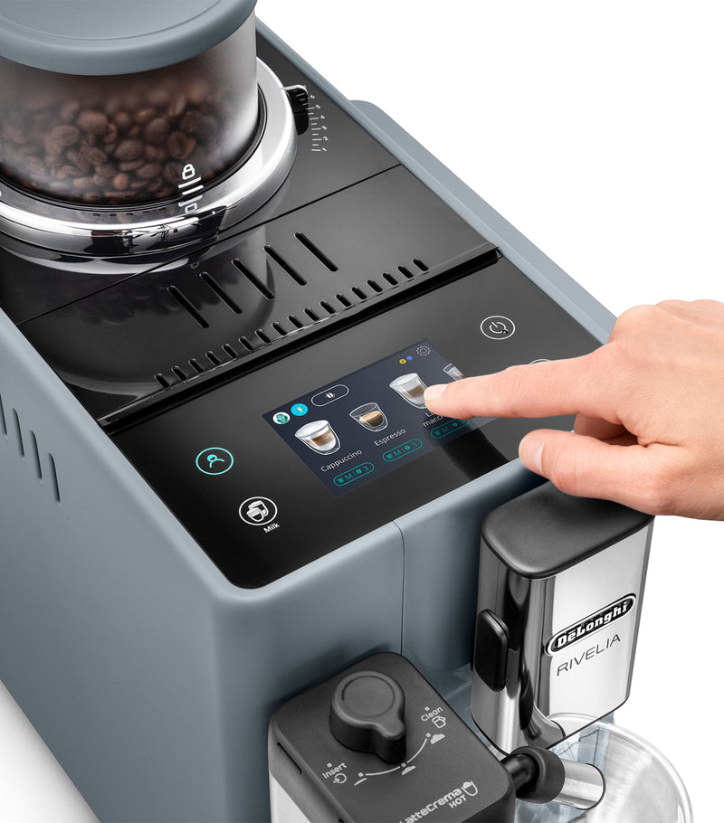 De'Longhi Rivelia coffee machine - British product