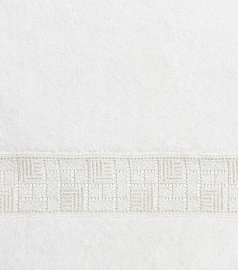 Frette Maze Lace bath sheet - British product