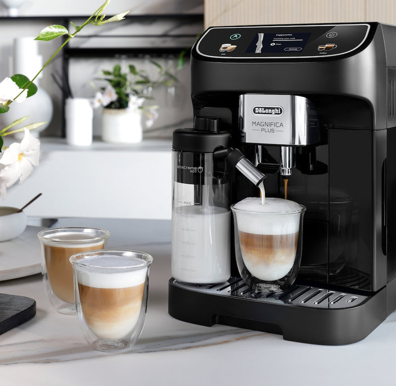 De'Longhi Magnifica Plus coffee machine, imported from the UK