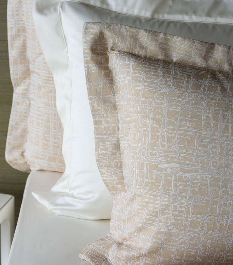 Celso De Lemos Egyptian cotton-silk pillow case 50x75cm, UK version