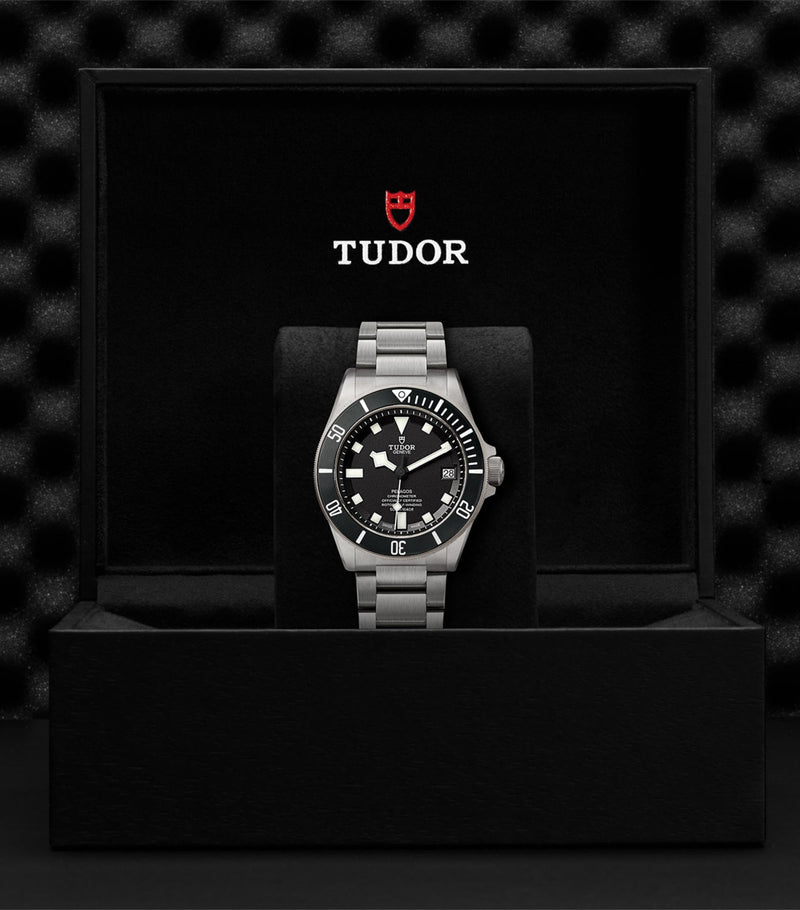 TUDOR Pelagos titanium watch 42mm Swiss, imported from the UK