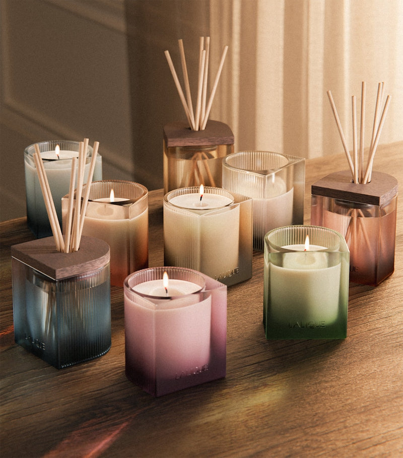 Lalique scented candle La Comédie 220g - British product