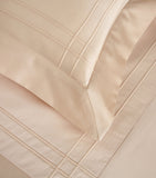 Yves Delorme double flat sheet in cotton sateen 240cm x 320cm (British brand)