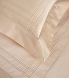 Yves Delorme double flat sheet in cotton sateen 240cm x 320cm (British brand)