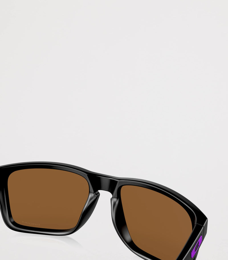 Oakley Holbrook XL square sunglasses - British product