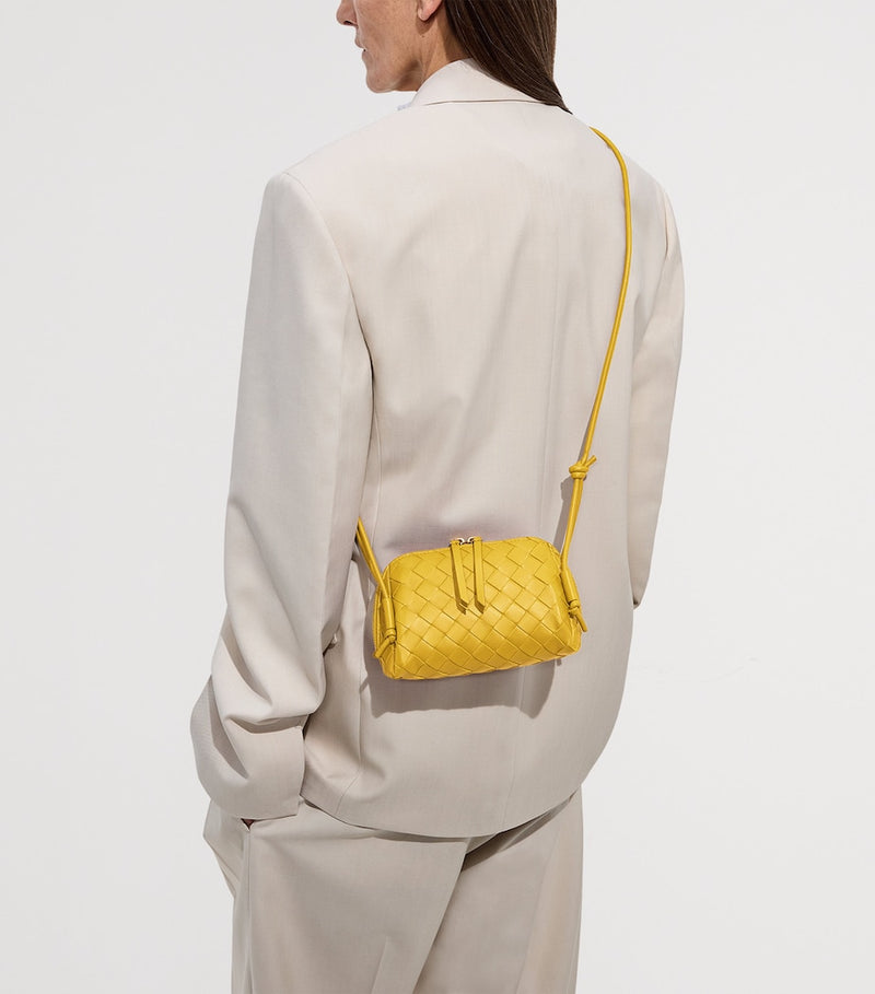 Bottega Veneta Concert Pouch leather Intrecciato (British brand)