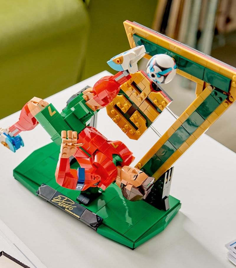 LEGO Cristiano Ronaldo Football Legend building set 43016 (British brand)