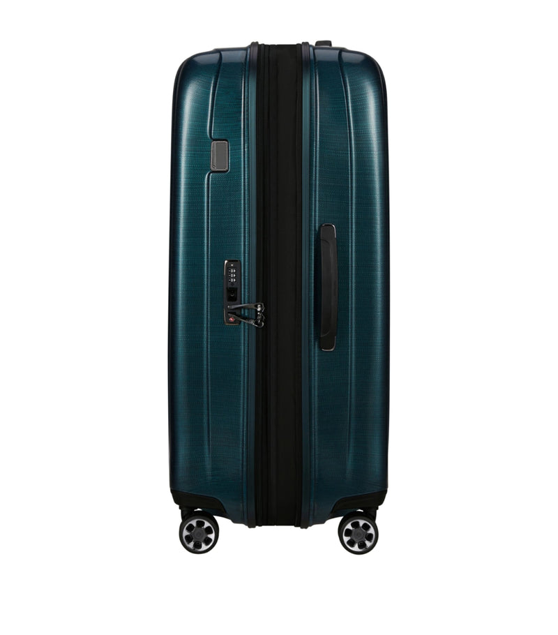 Samsonite Nexis spinner suitcase 82cm, UK version
