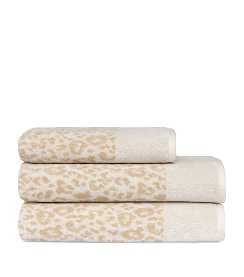 Yves Delorme Leopard bath sheet 150cm x 90cm (British brand)