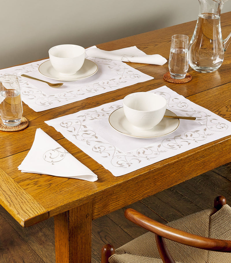 Dea linen embroidered scroll placemat 35cm x 50cm - British product