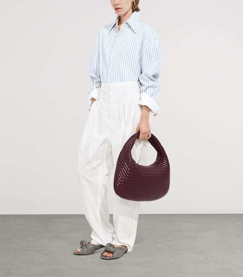 Bottega Veneta Veneta shoulder bag in leather, UK version
