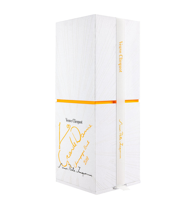 Veuve Clicquot La Grande Dame vintage Champagne 2018 75cl bottle (British brand)