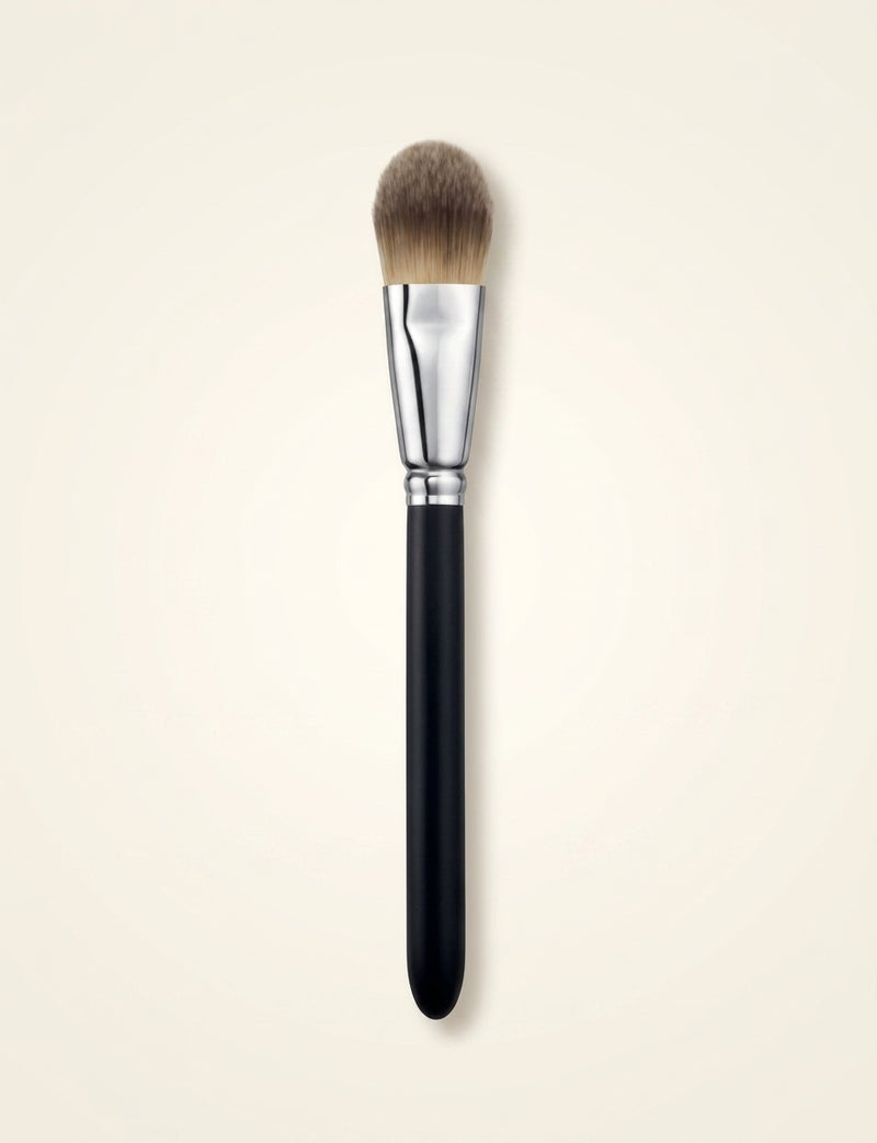 Dior Backstage foundation brush N°11 (British brand)