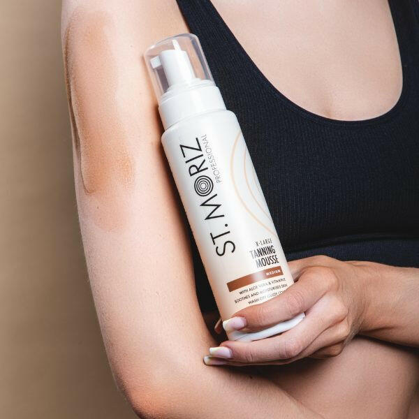 St. Moriz Professional Mousse Medium 300ml GOODS Superdrug