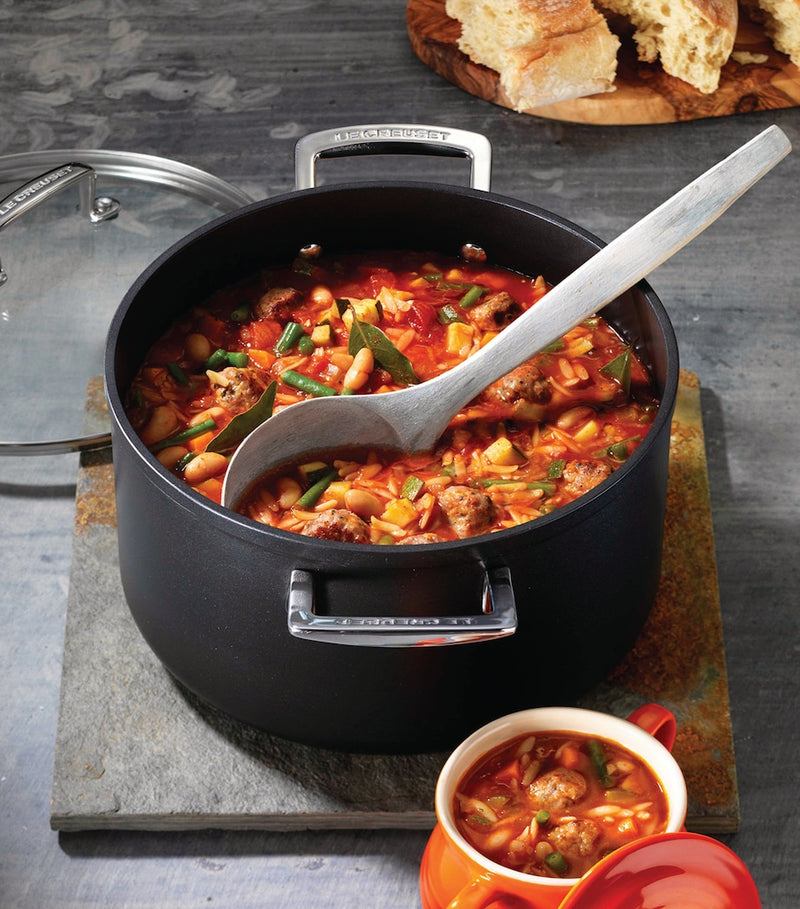 Le Creuset toughened non-stick casserole dish 21cm, UK version