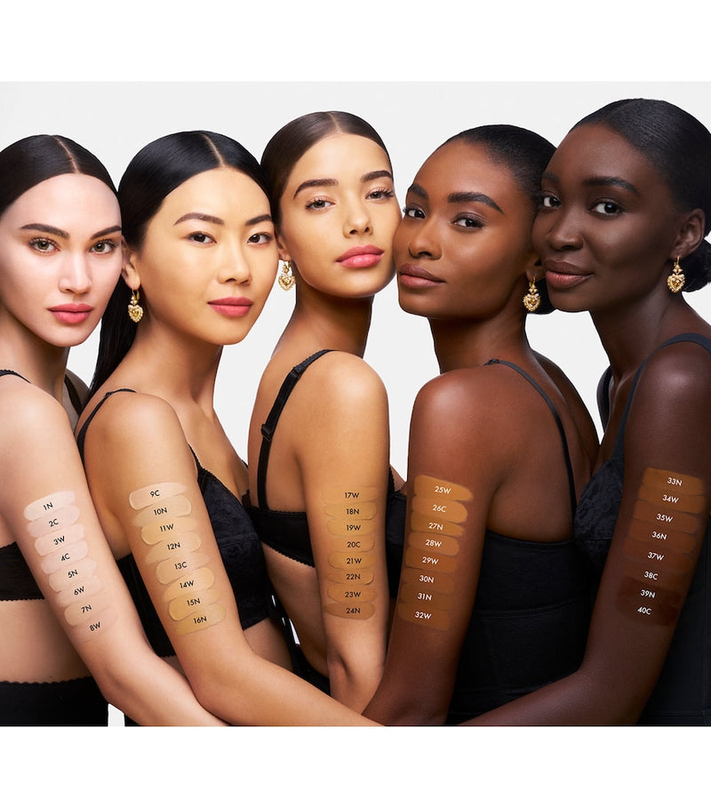 Dolce&Gabbana Everlast Foundation SPF 20 - British product