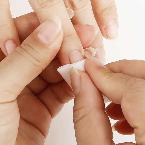 Bluesky Lint Free Wipes for Nail Care - British product