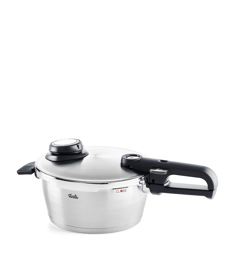 Fissler Vitavit Premium pressure cooker with insert 22cm - British product