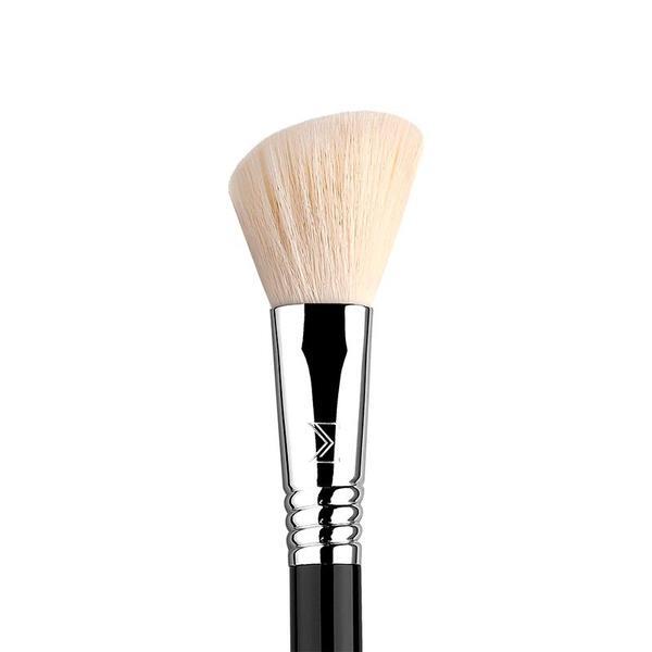 Sigma Beauty F40 contour brush imported from the UK
