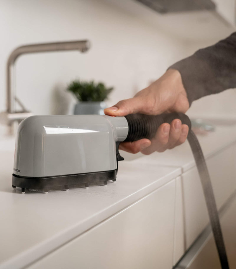 Laurastar IZZI hygienic steamer, UK version