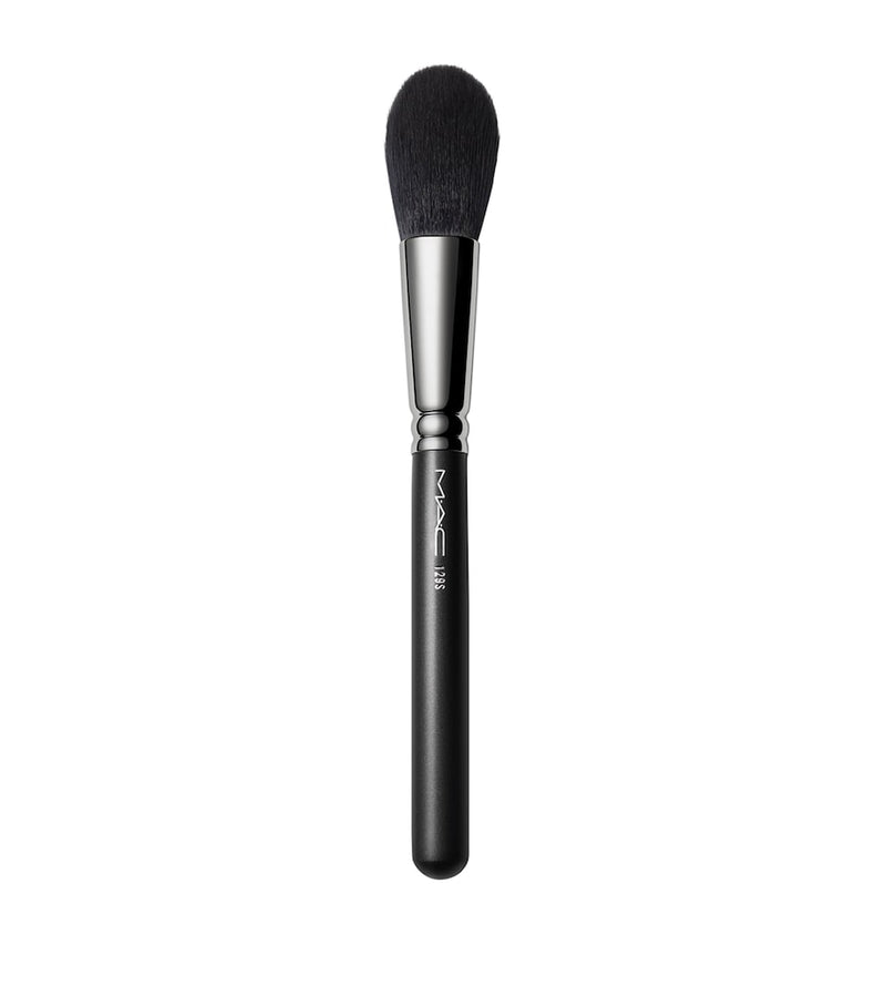 MAC powder brush with rounded shape, imported from the UK