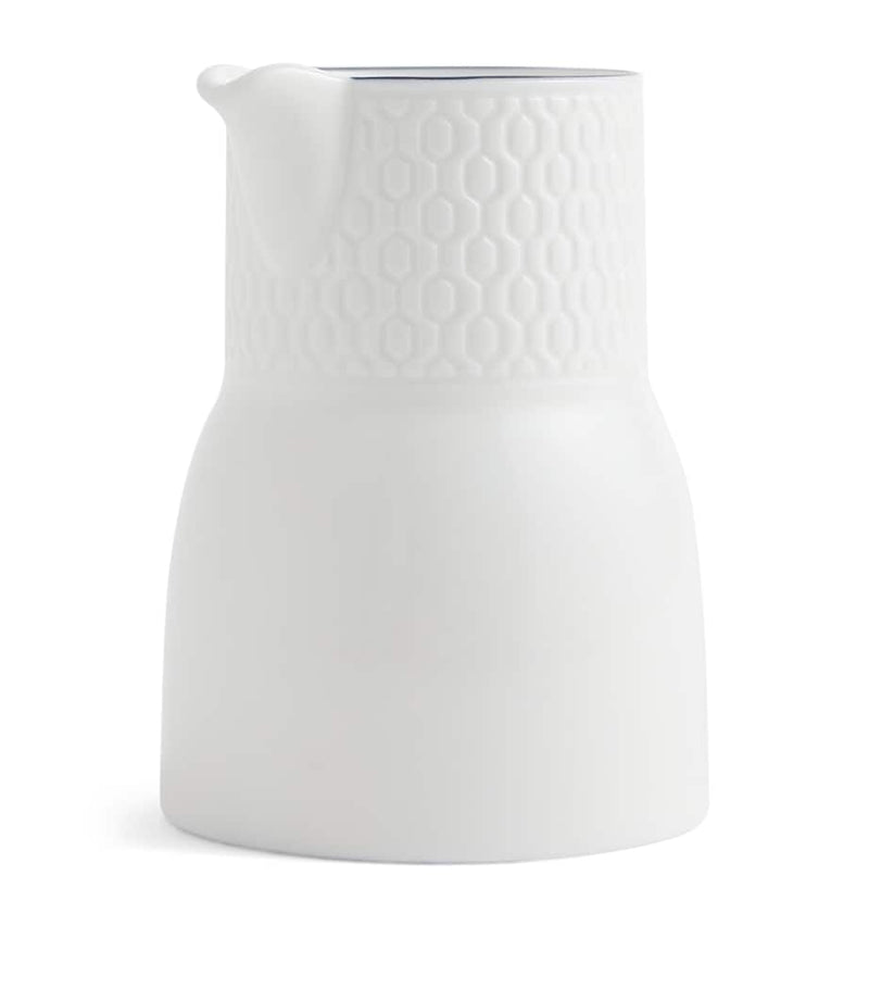 Wedgwood Gio Baijiu jug 118ml (British brand)