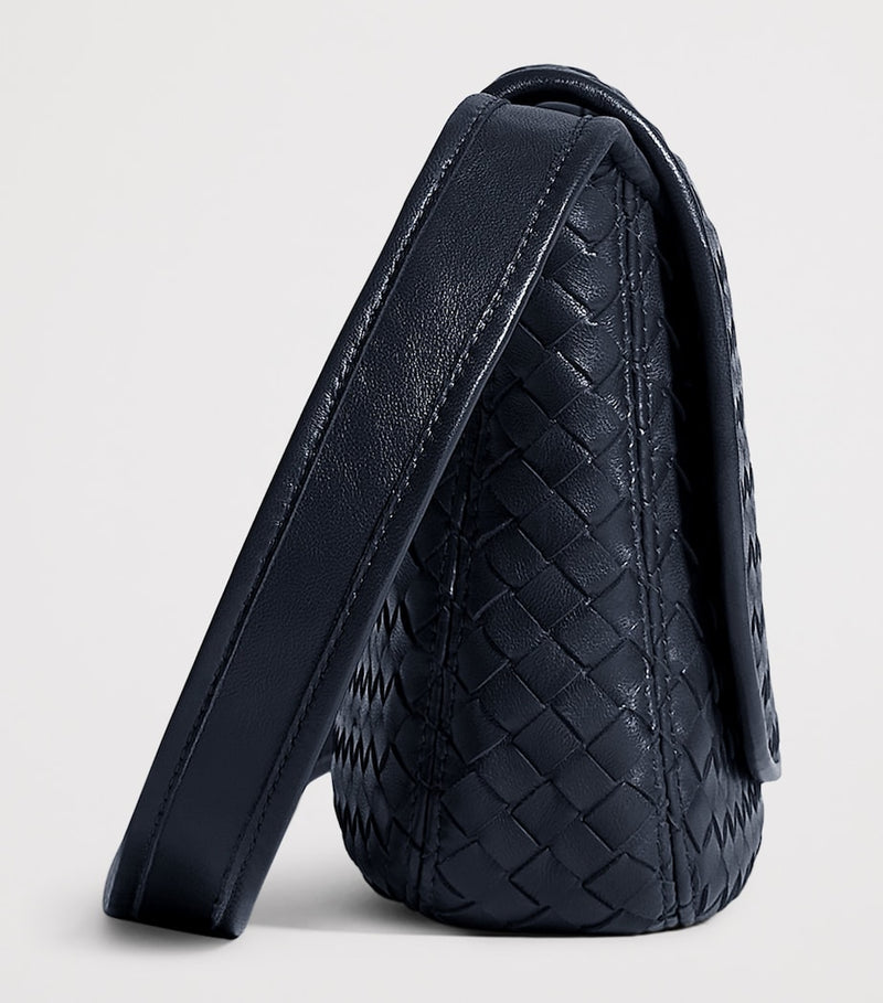Bottega Veneta Veneto messenger bag leather (British brand)