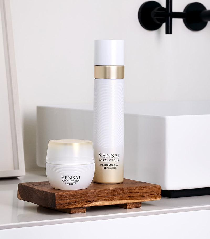 Sensai Absolute Silk Illuminative Cream 40ml (British brand)
