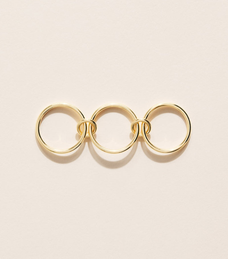 Spinelli Kilcollin Solarium ring 18kt yellow gold, UK version