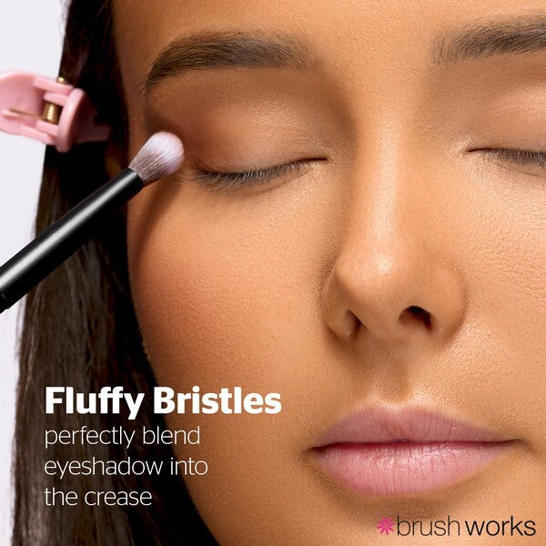 Brushworks No. 19 crease blending eye brush - British product